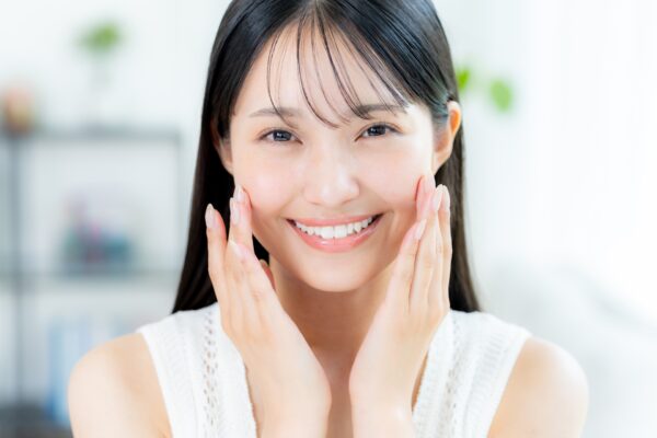 美肌 女性 清潔感