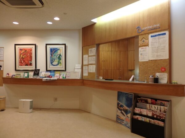 クリニック 待合室